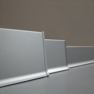 AL100-3000 Плинтус плоский алюминиевый анодированный L-образный 100х11х3000мм. Матовое серебро. Цена указана за 1 шт.